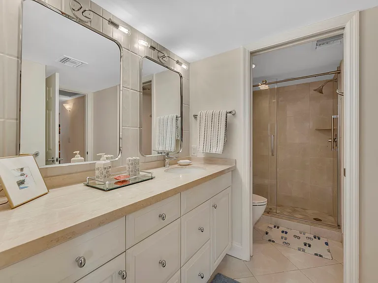 3443 Gulf Shore Blvd N #313 — Photo 15