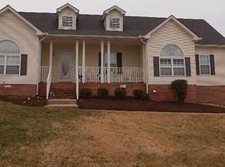 1007 Robertson Rd, Gallatin, TN 37066