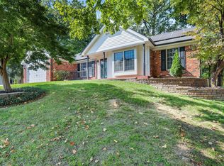 2985 Landau Ct, Saint Charles, MO
