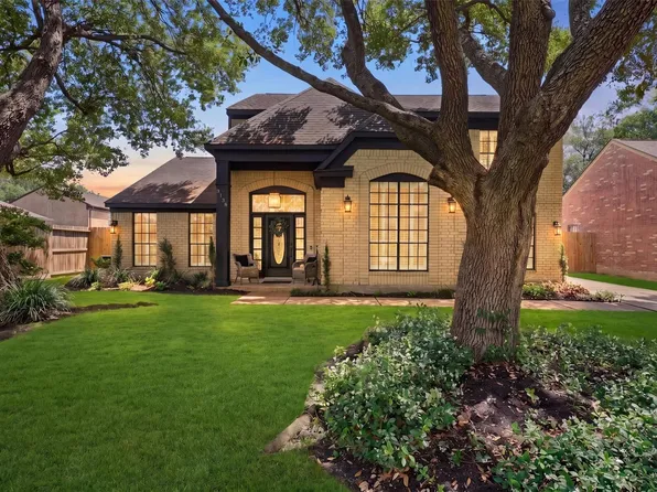 3138 Amesbury Ct, Sugar Land, TX 77478