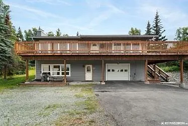 9531 Hillside Dr — Photo 3