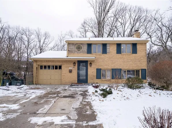 1736 Beryl Dr, Pittsburgh, PA 15227