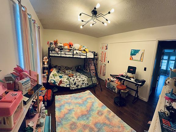 4th image of 2624 Calais Ct