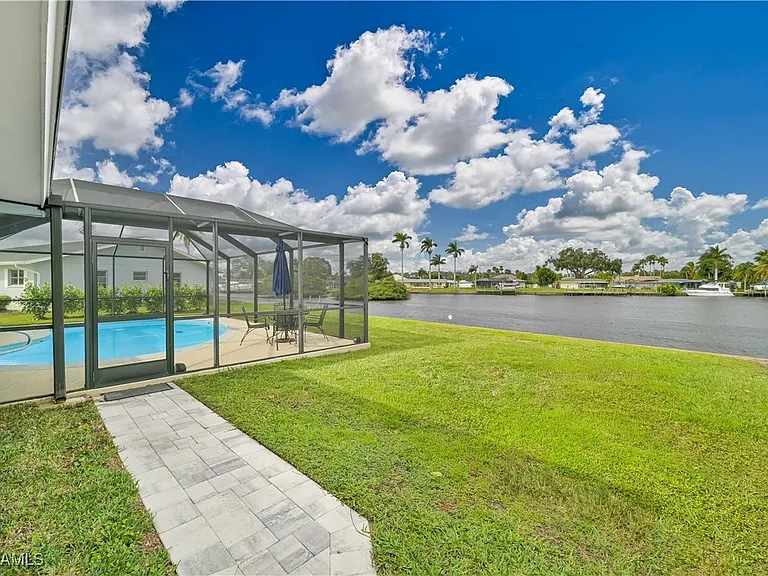 13840 Sleepy Hollow Ln — Photo 34