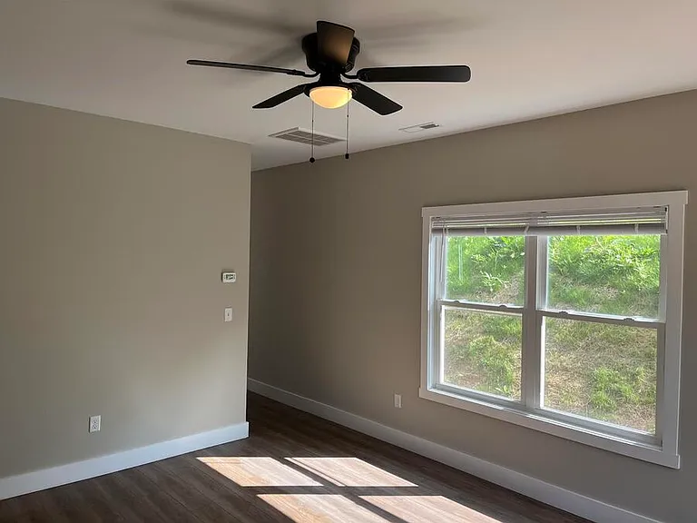 34 Dominic Ln #34 — Photo 4