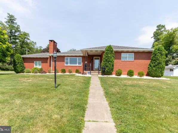 1106 Alton St, Philipsburg, PA 16866
