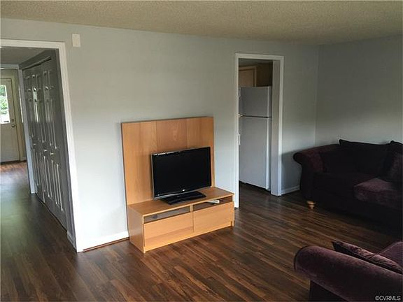 4th image of 9412 Tracey Lynne Cir #9412