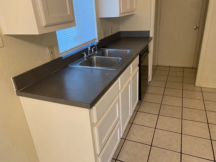 627 Overlook Ct — Photo 5