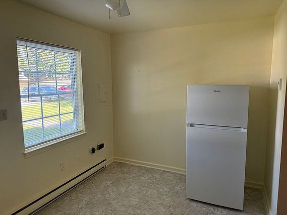 4th image of 1313 Jefferson Ave APT 3