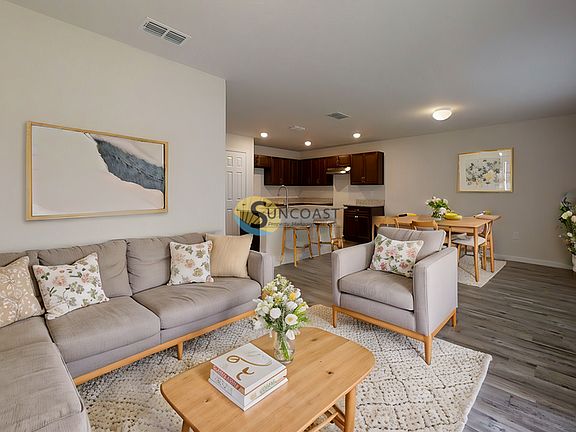 3rd image of 36 Pleasant Ln #B