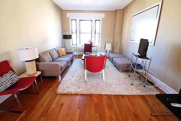 Sold by Ready Group | media 10
