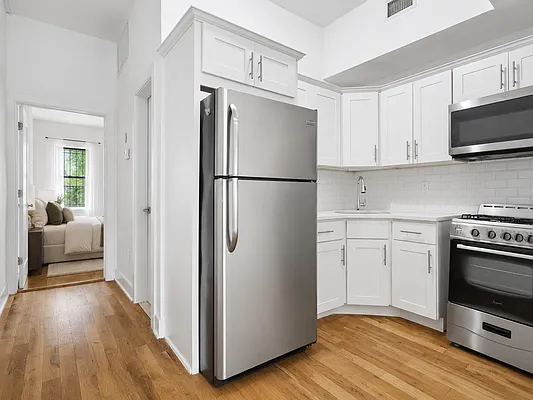 Kitchen, photo 1