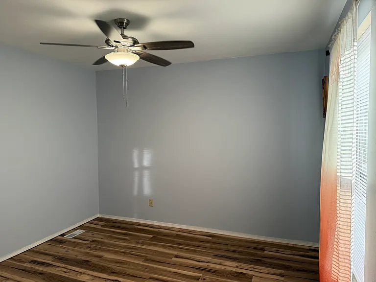 11910 Gravois Rd #3 — Photo 11