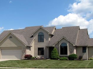 12108 Burning Tree Rd, Fort Wayne, IN 46845