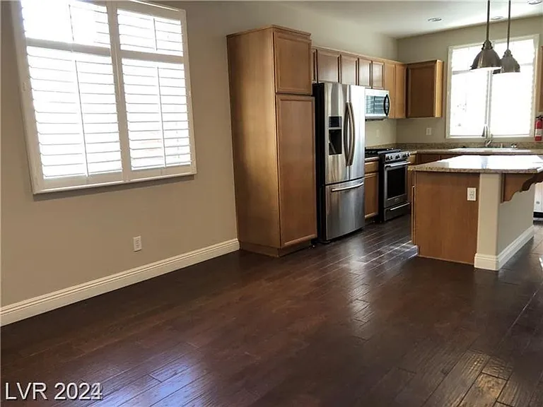 7667 Albright Peak Dr — Photo 4