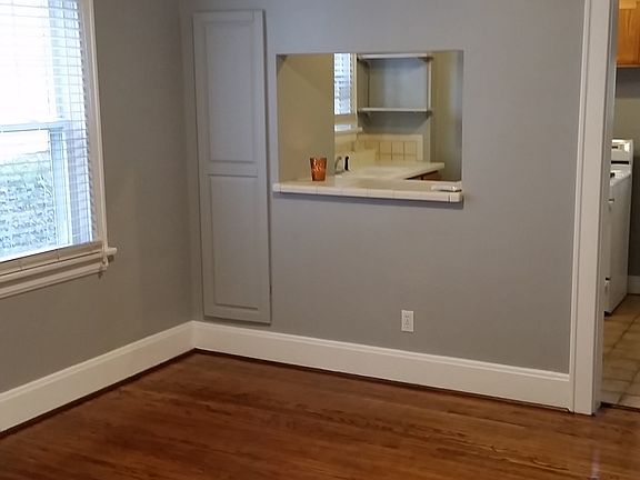 4th image of 3225 Glengyle Ave #1