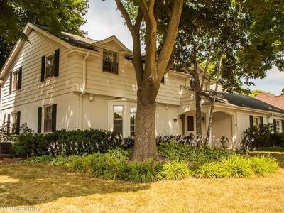 13220 Elmhurst Pkwy, Elm Grove, WI, 53122