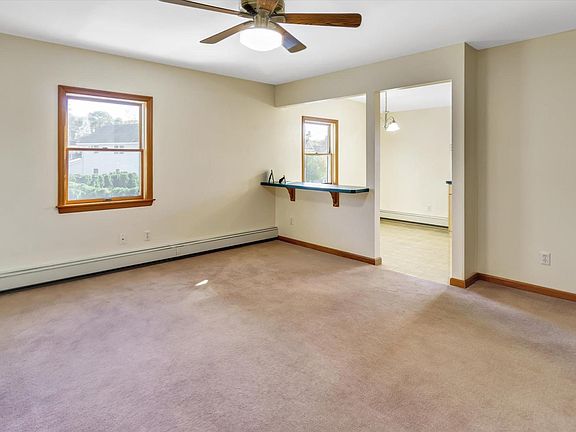 3rd image of 38A Perry Ave