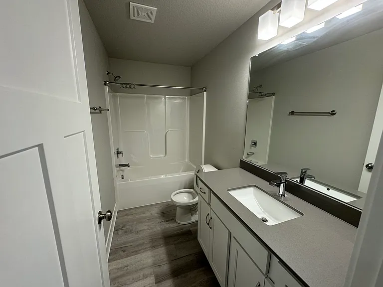 1500 NE Polk Dr — Photo 19