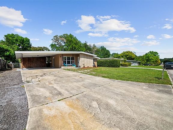 2nd image of 116 Laurel Dr