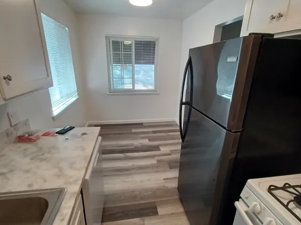 2405 F St, Sacramento, CA