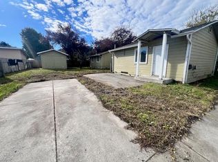 353 1st Ave, Rio Dell, CA 95562