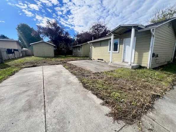 353 1st Ave, Rio Dell, CA 95562