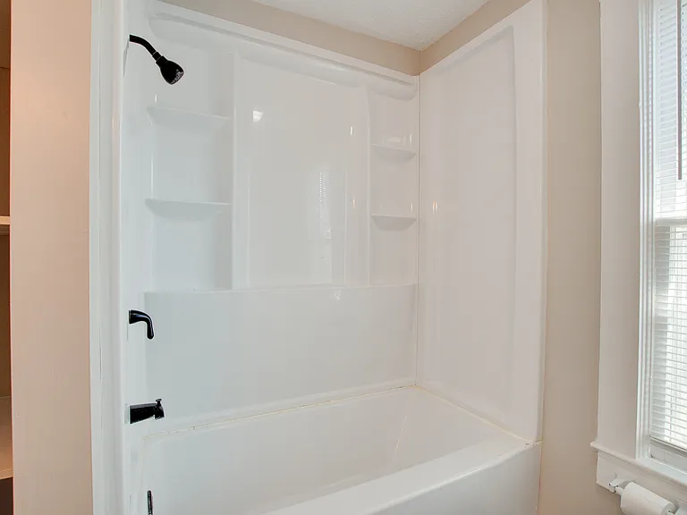 1500 McKinley Ave NE #A — Photo 13