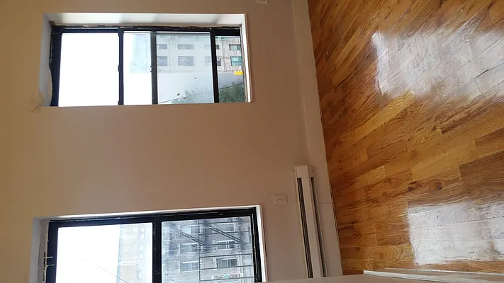 Rented by Signature Property Realty | media 32