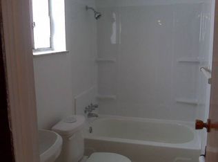 806 10th St, Mc Kees Rocks, PA 15136