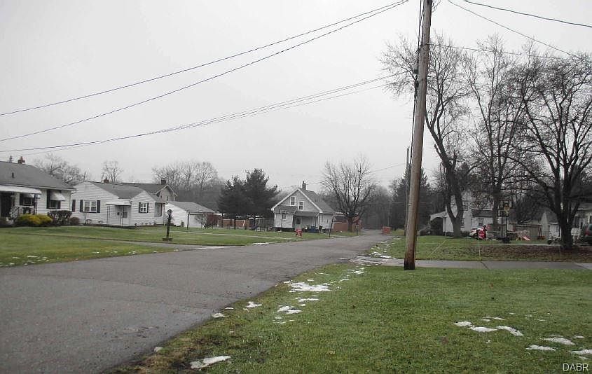 2nd image of 2690 Mary Jane Dr