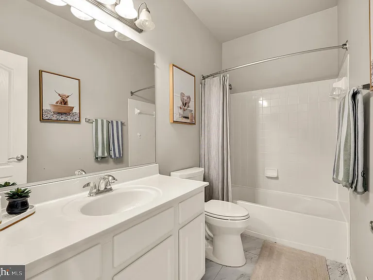 6747 Applemint Ln — Photo 35