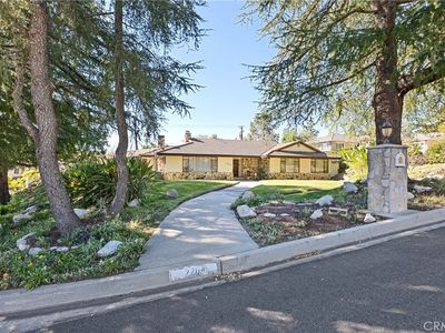 2204 San Gorgonio Rd, La Canada Flintridge, CA, 91011
