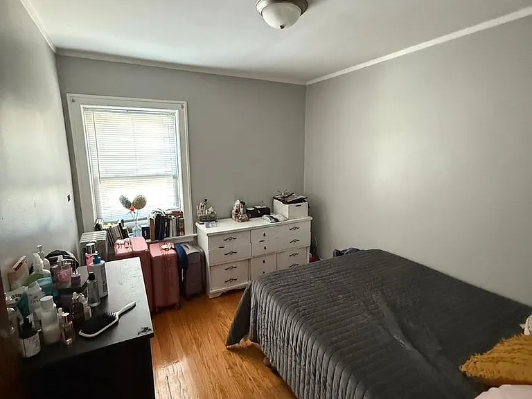 1645 Gunderson Ave, Berwyn! — Photo 11