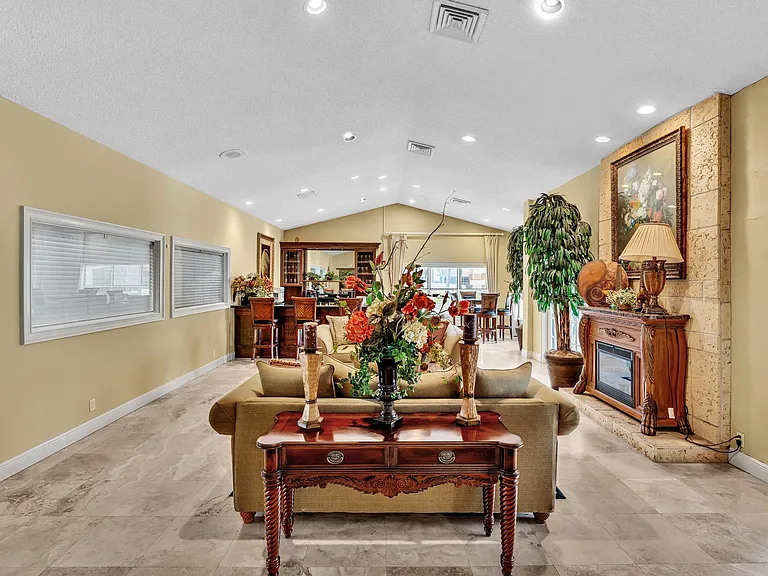 3300 Pinewalk Dr N #1925 — Photo 45
