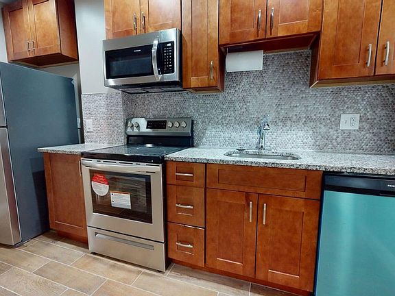 2nd image of 3203 Guilford Ave #B