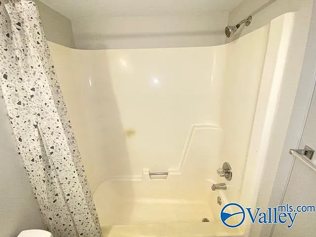 2950 Hood Rd SW #G — Photo 24