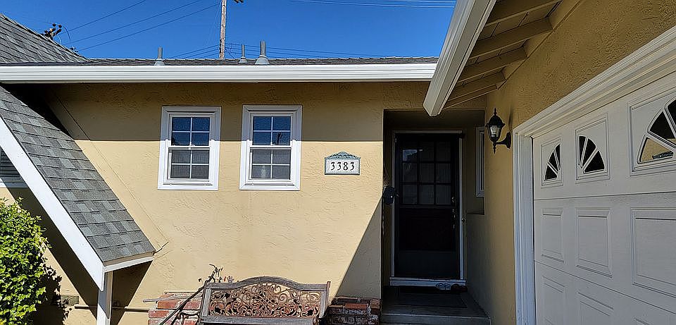 1st image of 3383 Geneva Dr