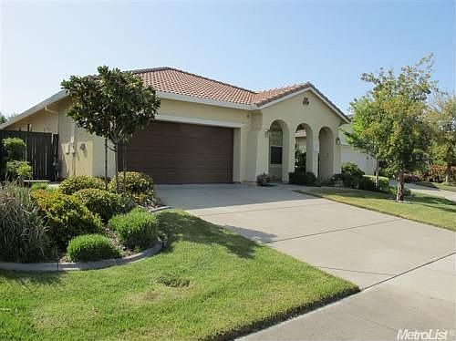 1st image of 11 Grantley Pl