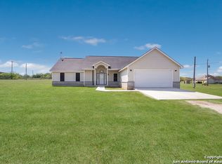 170 Rock Dove Dr, Lytle, TX 78052