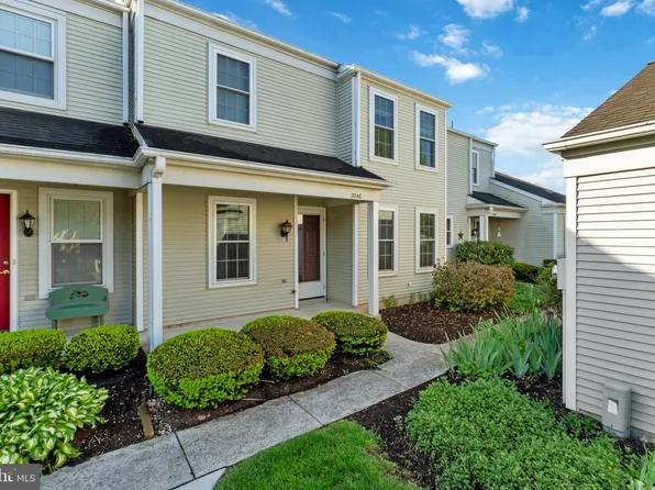 2046 Wexford Rd, Palmyra, PA 17078