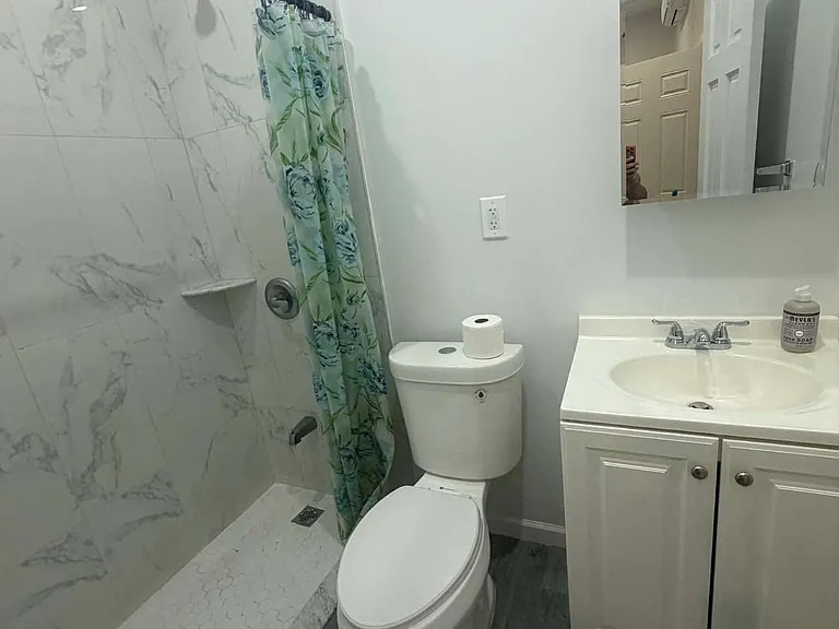 21 Ditmars St #1 — Photo 2