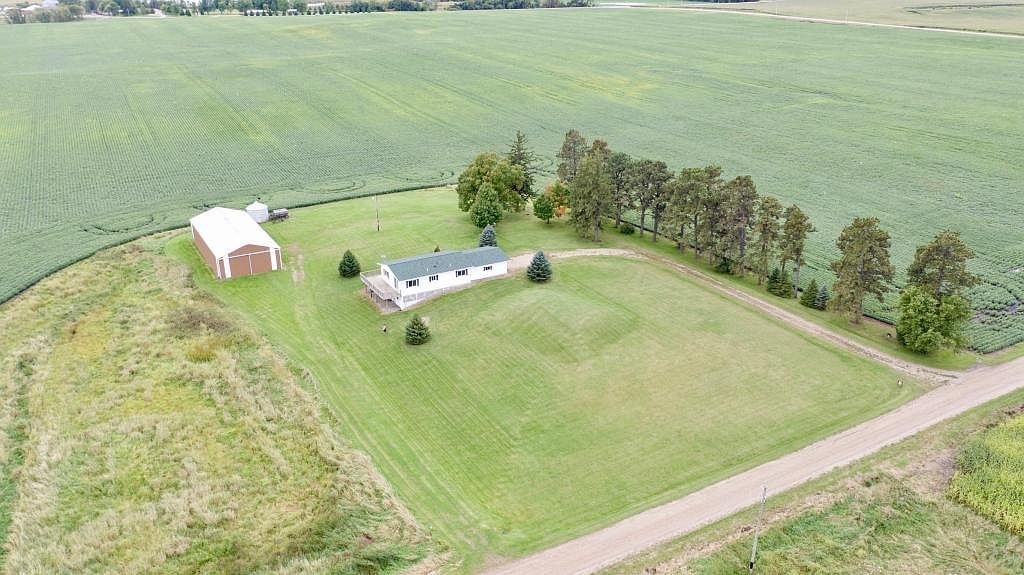 24795 306th St, Le Sueur, MN 56058 Zillow