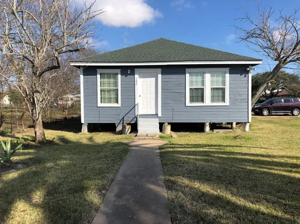 102 N Avenue A, Freeport, TX 77541