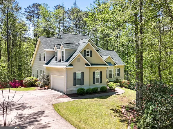 210 Sweetwater Dr, Fayetteville, GA 30214