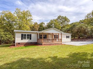 1372 Dewberry Pl, Granite Falls, NC 28630