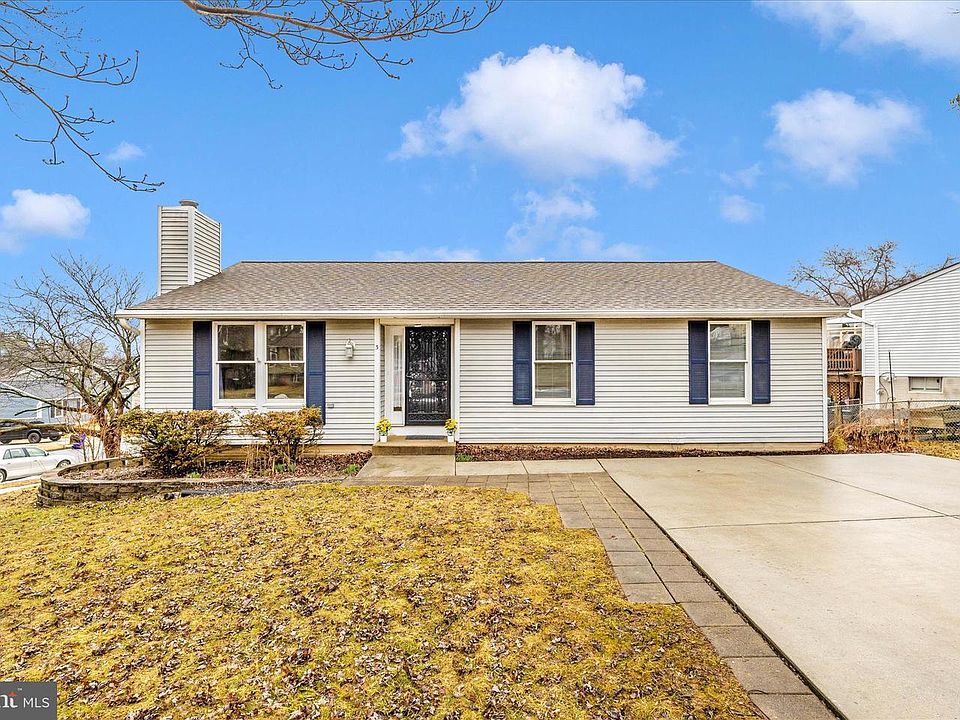 1st image of 3 Contour Rd