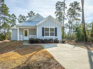 132 Plantation Dr, Carrabelle, FL 32322