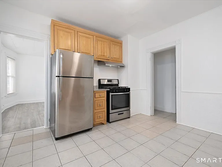 52-54 Hanover St #1 — Photo 10
