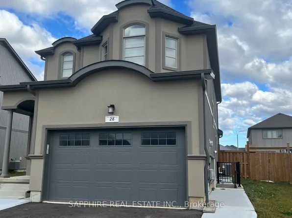 28 Barker Pkwy, Thorold, ON L2V 0H3